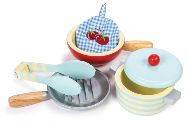 Le Toy Van - Educational Wooden Pretend Kitchen Honeybake Pots and Pans  Cooking Set Play Toy | Kids Role Play Toy Kitchen Accessories (TV301)